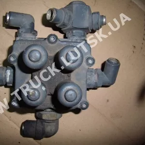 4-х контурный защитный клапан WABCO 9347141230