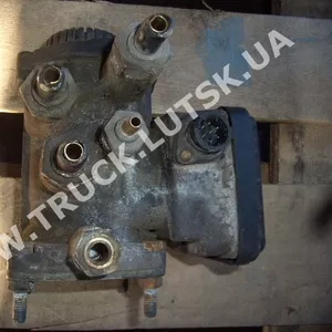 Кран EBS Knorr-Bremse K000918 21EF 03455 Volvo 20456402