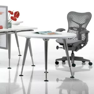 Рабочее кресло Herman Miller Mirra Chair Graphite