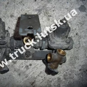 Перепускной клапан Wabco 4341001300 Volvo