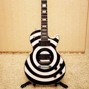 Продаю матеровую-CUSTOM ZAKK WYLDE B/W BULLSEYE LES PAUL