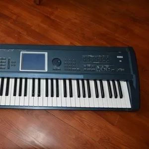 синтезатор рабочая станция Korg Triton Extreme 61 key