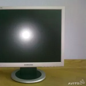 Продам монитор Samsung SyncMaster 920N бу