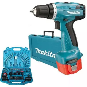 Аккумуляторная дрель-шуруповерт Makita 6271DWAE