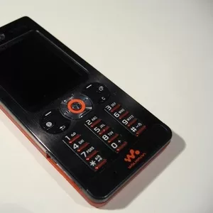 Моноблок Sony Ericsson W880i