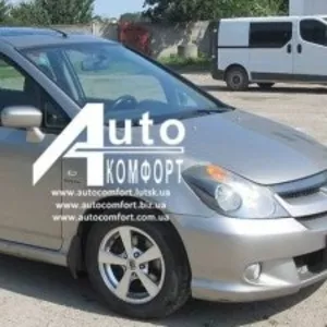 Лобовое стекло на Honda Stream (Минивэн) (2001-2007) с установкой