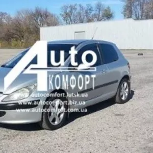 Лобовое стекло на Peugeot 307 (Хетчбек,  Комби) (2001-2008) с установко