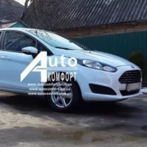 Лобовое стекло на Ford Fiesta (Хетчбек) (2008-) с установкой