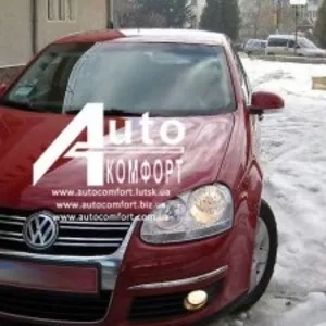 Лобовое стекло на Volkswagen Jetta/Bora/Vento (Седан,  Комби) (2005-201