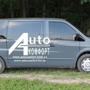 Передний салон,  правое стекло на автомобиль Mercedes-Benz Vito 96-03 (