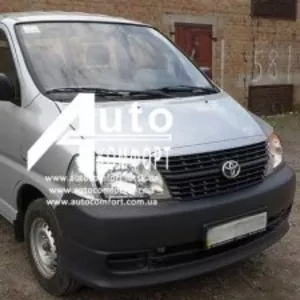 Передний салон,  правое окно на Toyota Hiace (Тойота Хай-Эйс)