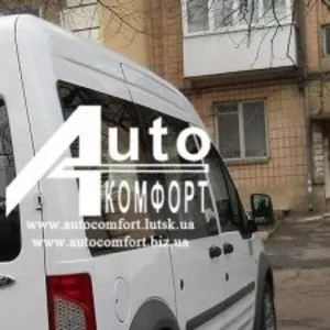 Задний салон,  правое окно,  (длинная база) Ford Transit (Tourneo) Conne