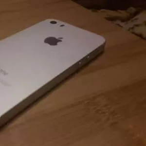 Продам IPhone 5S,  полная комлектация