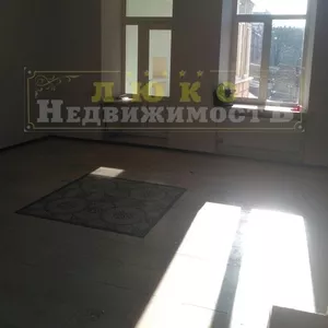 Продам семикомнатную квартиру ул. Успенская / Канатная