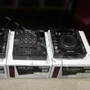 2-Pioneer CDJ 1000 MK III + 1-DJM 800 €750EUR