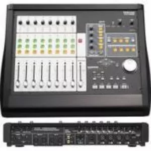 Продаю  интерфейс  Tascam FW 1082 