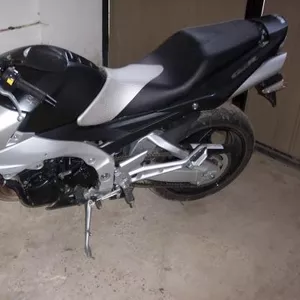 SUZUKI GSR 600 2006г.